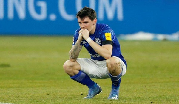 بنيتو رامان لاعب شالكه مستاء